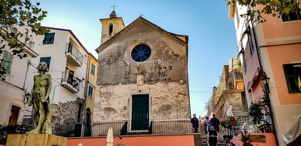 CORNIGLIA%20poze%20de%20lucru/corniglia%20church.jpg